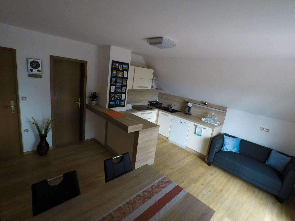 Lakeview Apartment Maja Near Bled Breznica Luaran gambar